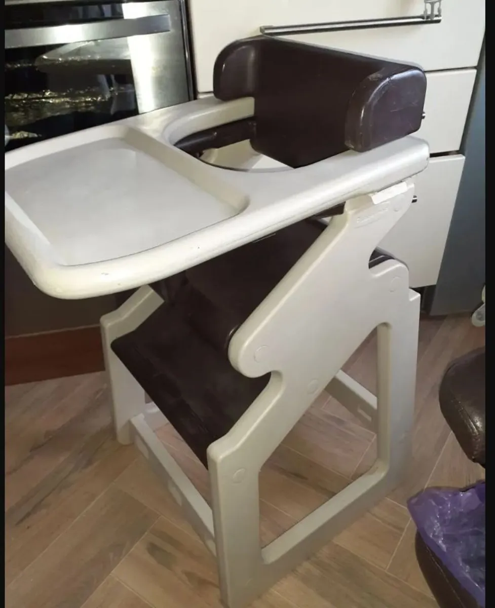 Rubbermaid Cafe  High chair baby feeding seat - Image 2