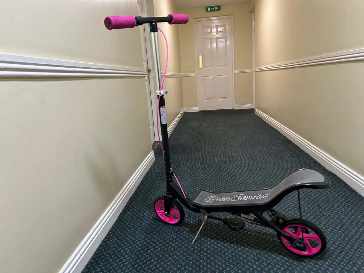 Kids scooter - Image 4