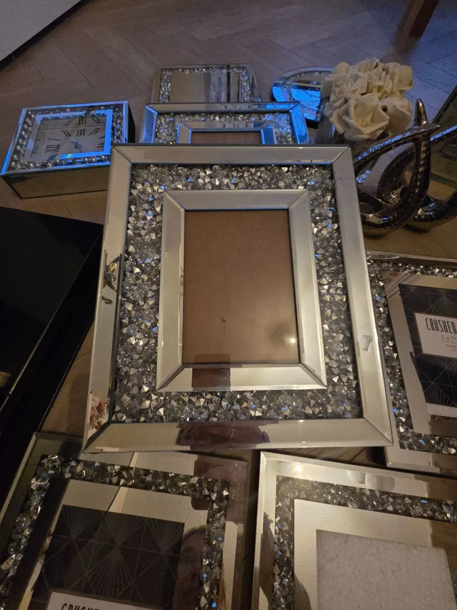 Home decor - Image 2