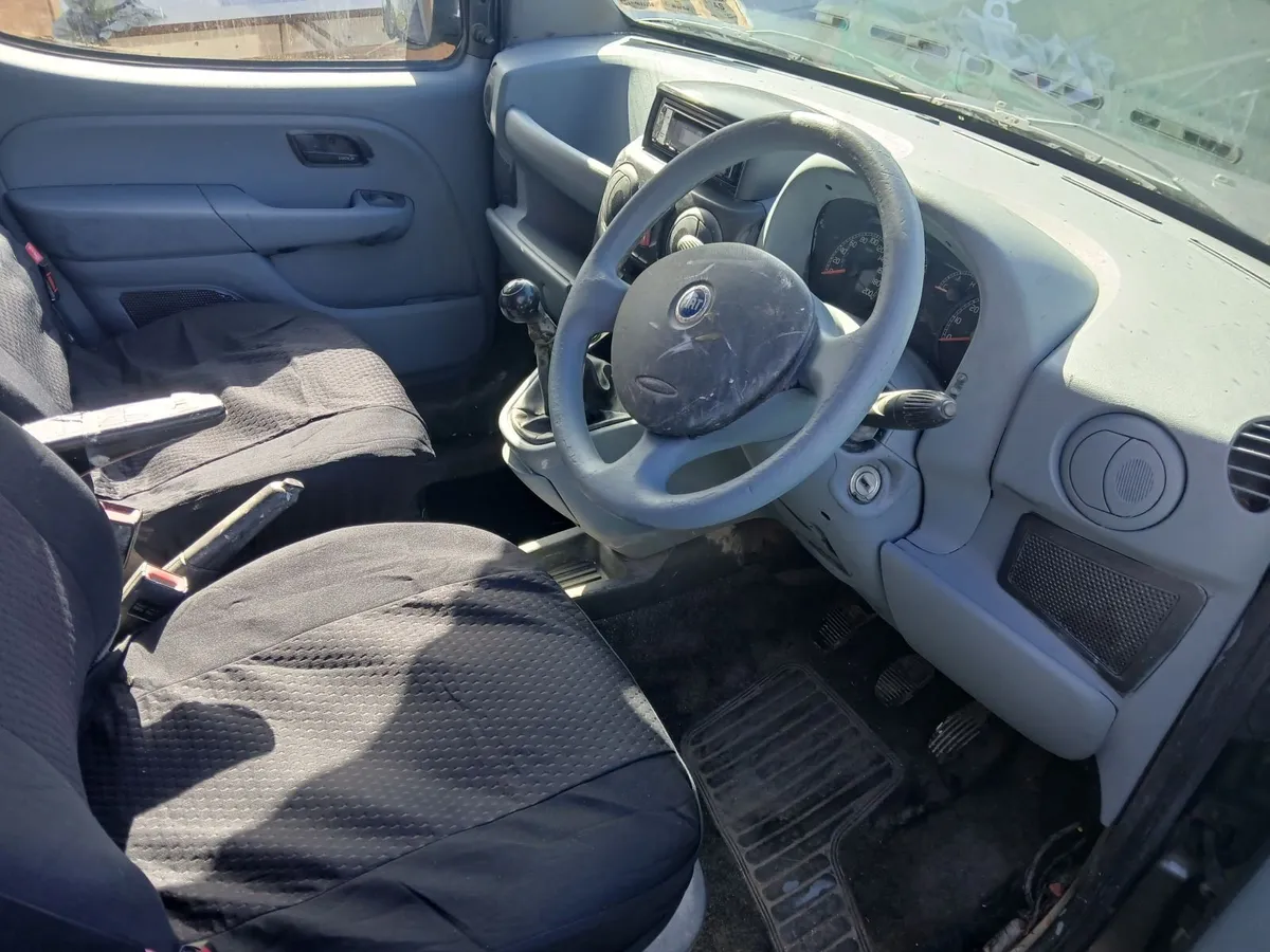 07 Fiat Doblo - Image 3