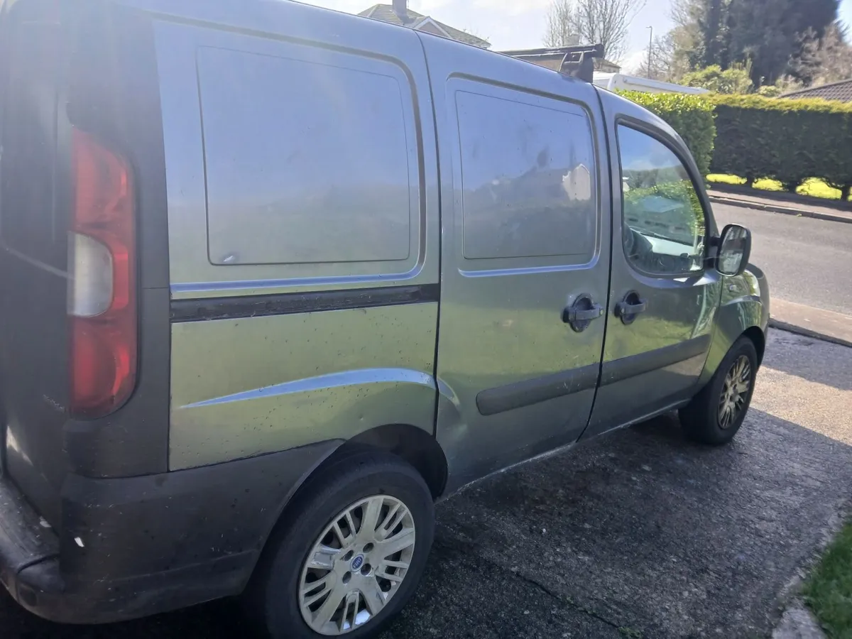 07 Fiat Doblo - Image 4