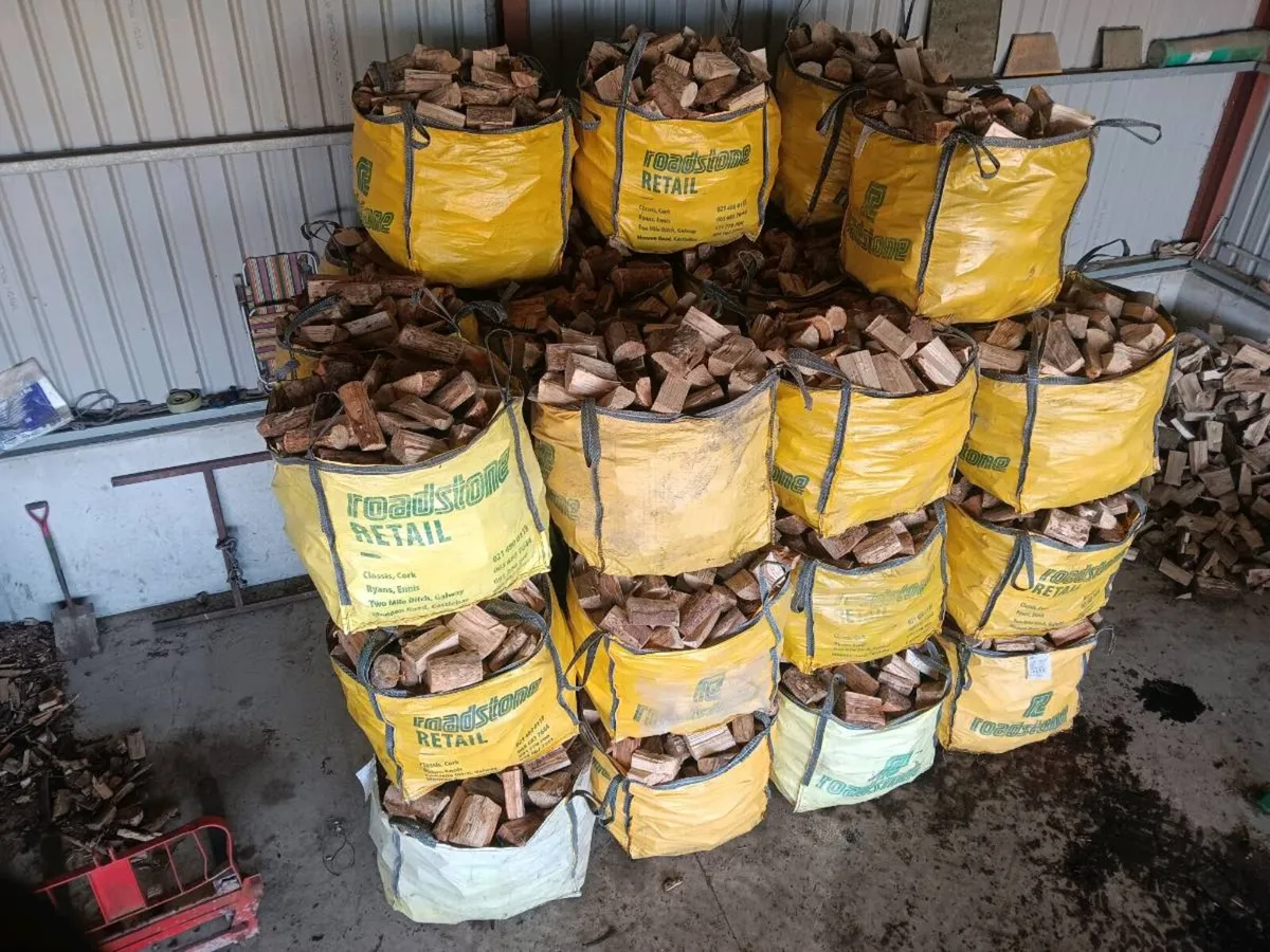 Tonne bags firewood