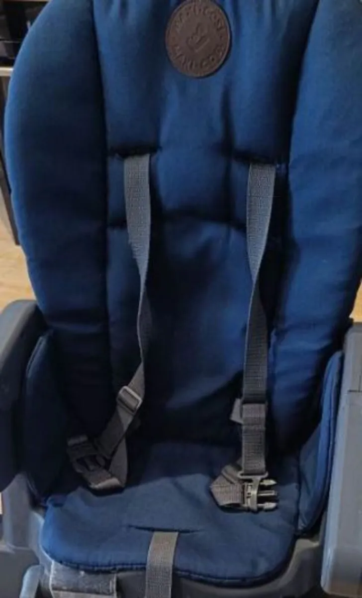 Space saving baby booster feeding seat - Image 4