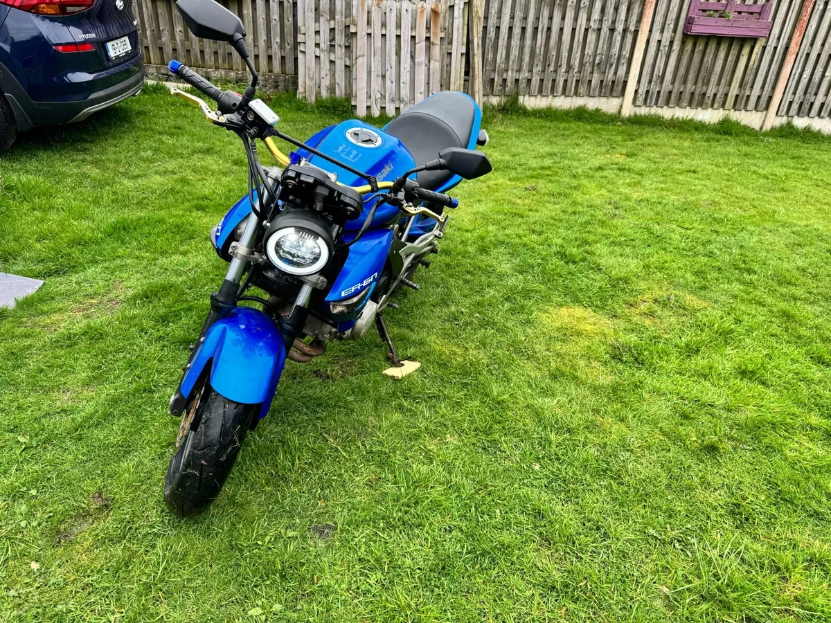 Kawasaki ER6N - Image 1