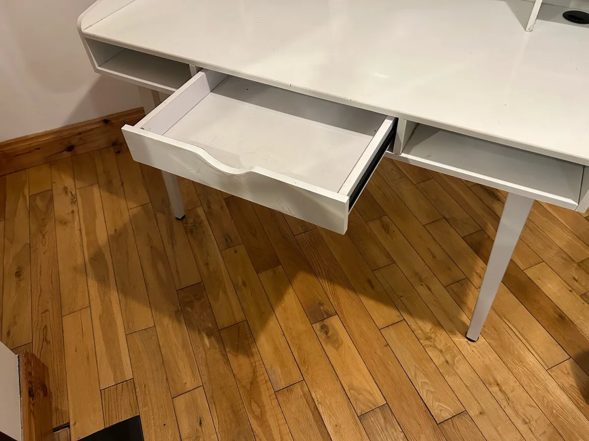 Student Study Desk (Heavy Duty) in Good Condition - Image 2