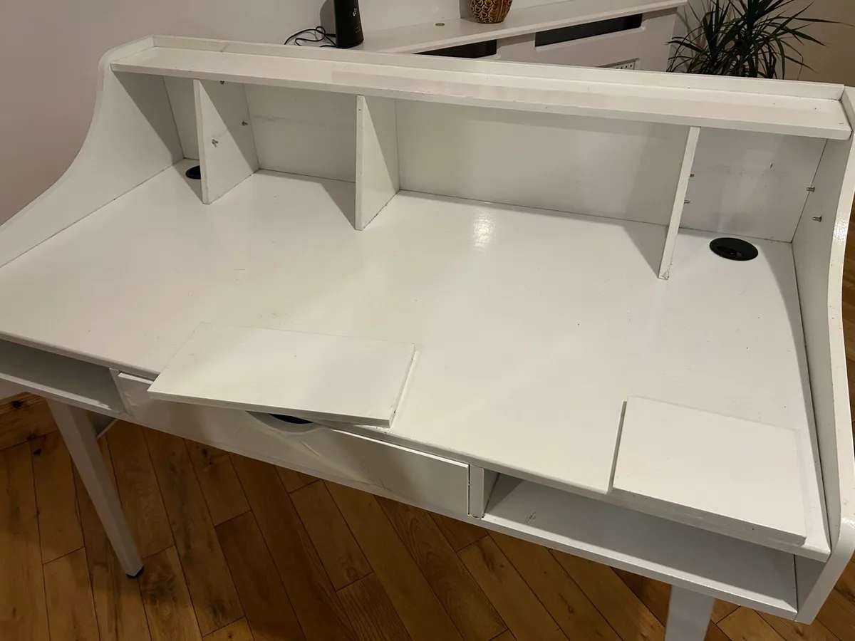Student Study Desk (Heavy Duty) in Good Condition - Image 3