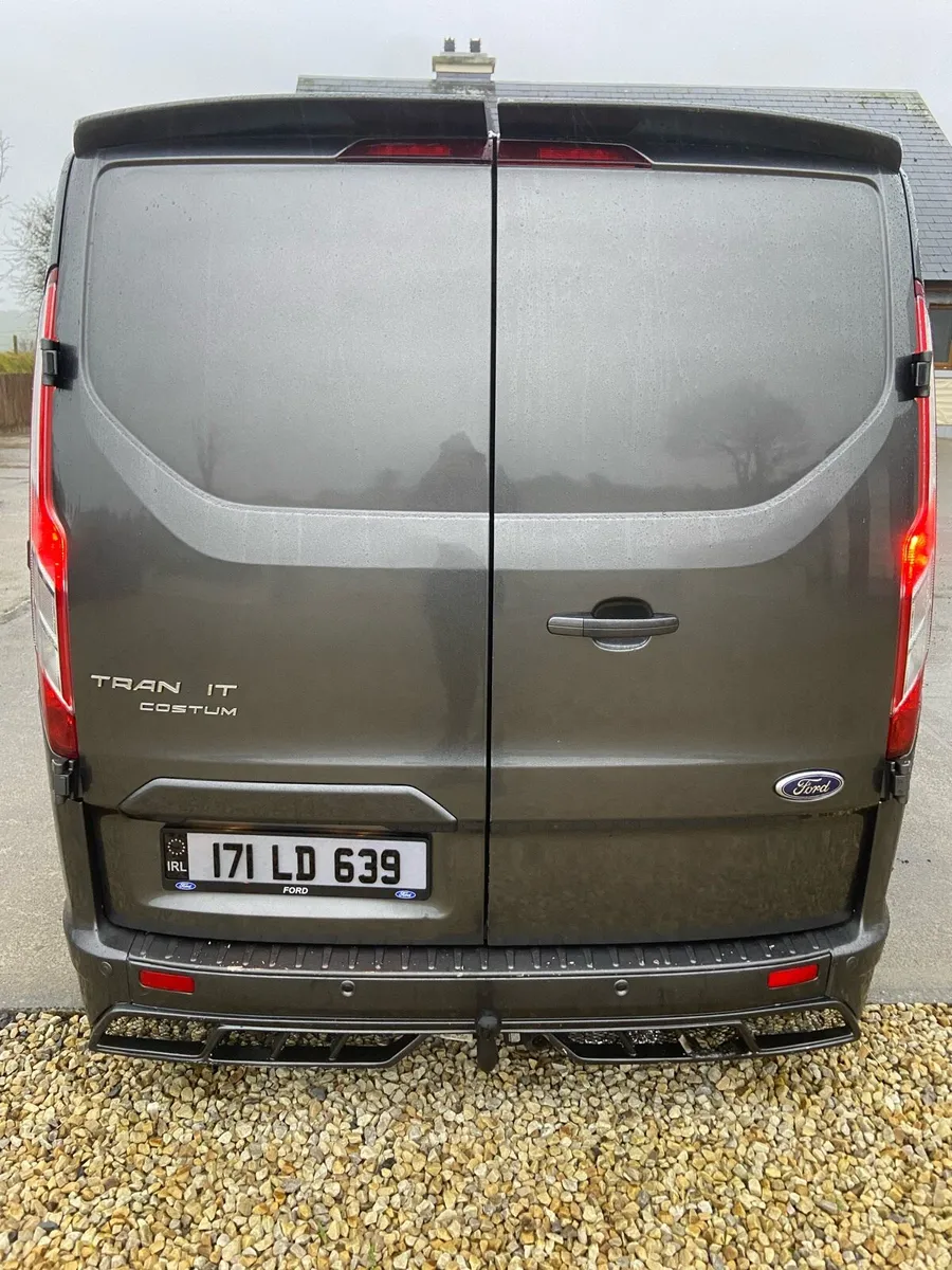 Ford Transit Custom Crewcab - Image 3