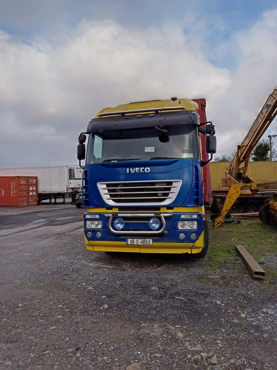 Iveco crane truck 2000 - Image 1