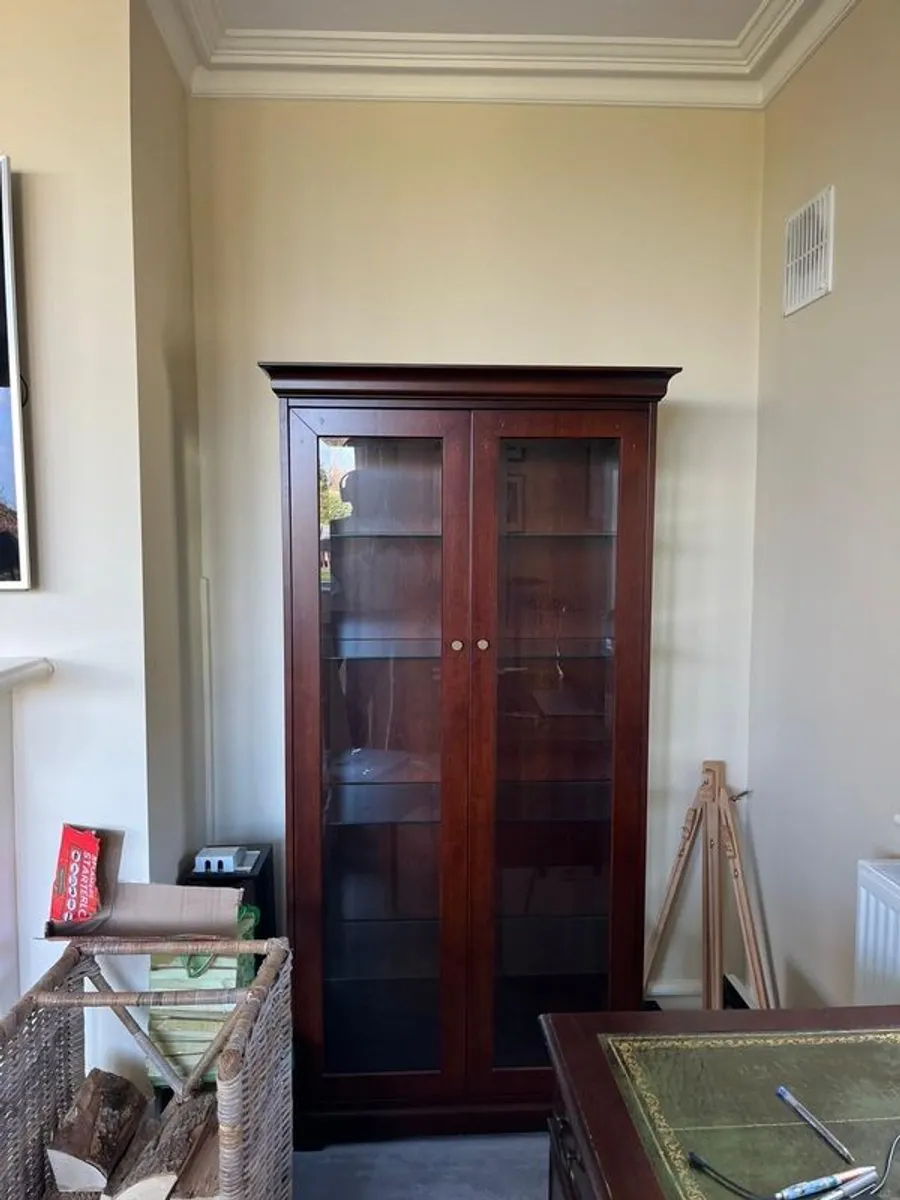 Display Cabinet - Image 2