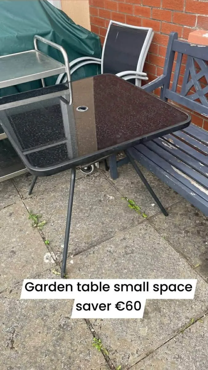 Garden table