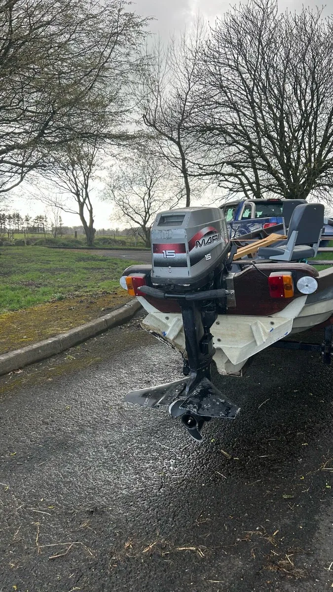 19ft Burke Anglers Fancy Boat - Image 3