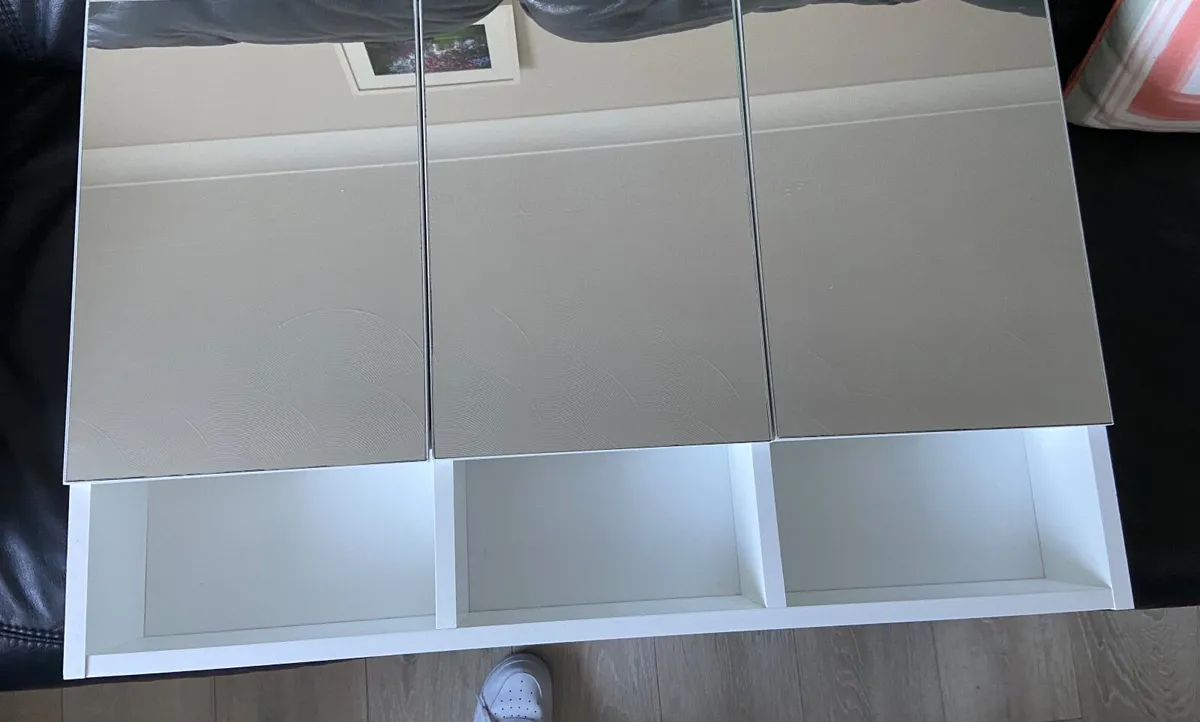 Bathroom cabinet - Image 2