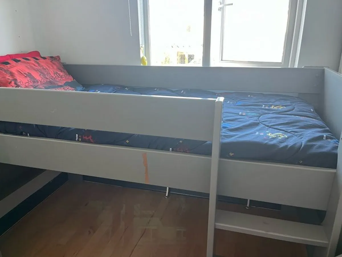kids single bunk bed