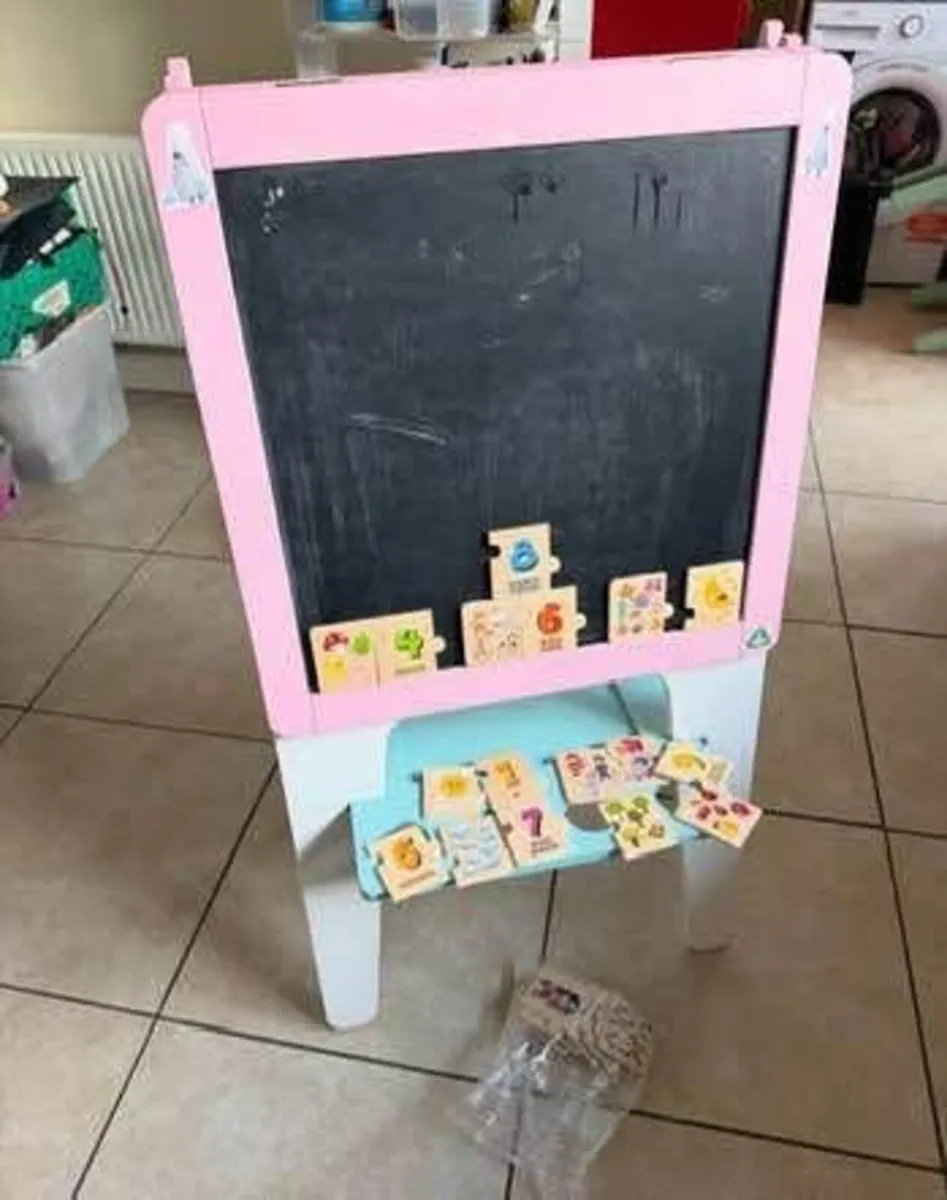 2 sided board - Image 1