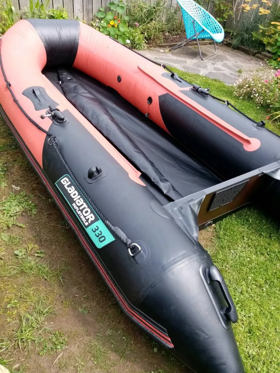 Inflatable Gladiator 330 - Image 4