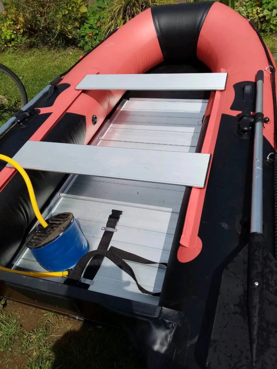 Inflatable Gladiator 330 - Image 3