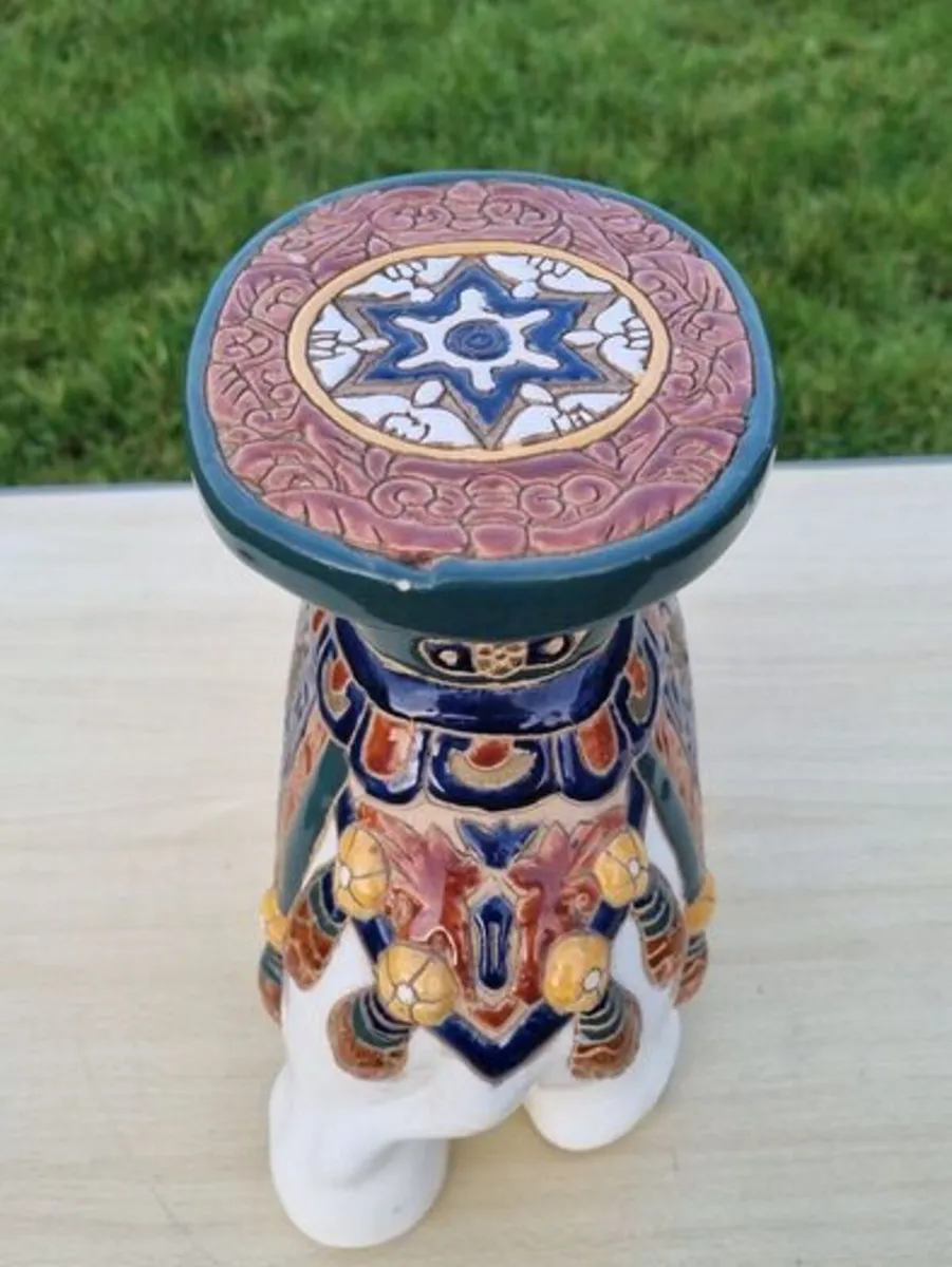 Vintage flower stand in the shape of an elphant - Image 3