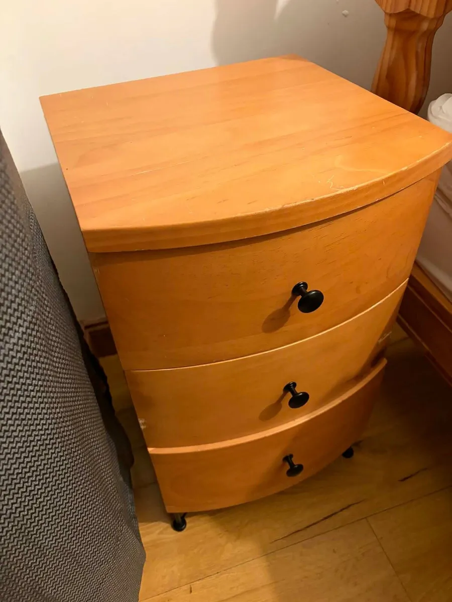 2 lockers for €100 - Image 2