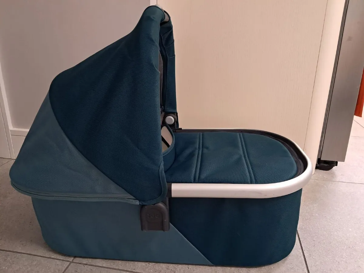 Uppababy Vista V2 Travel System - Image 4