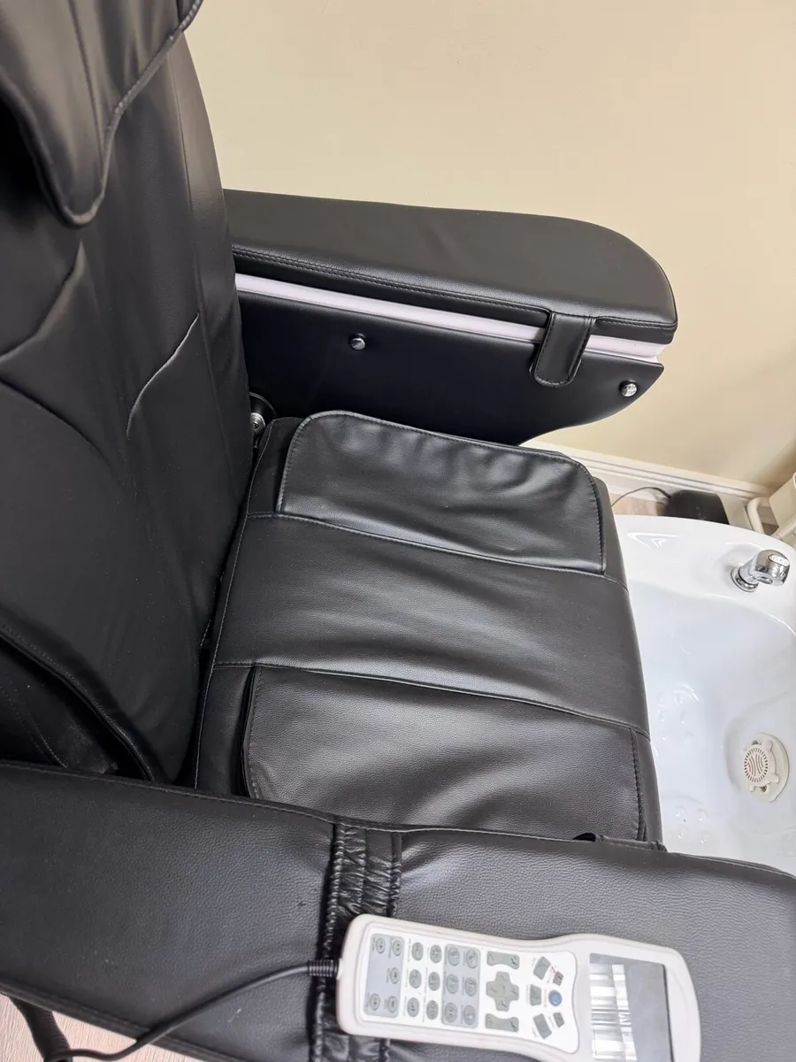 Spa pedicure chair and Electric salon bed - Image 3
