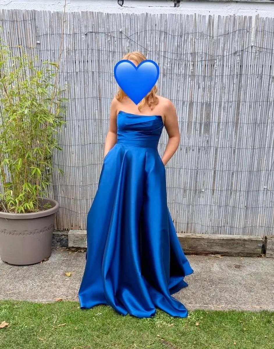 Debs Dress - Blue size 12 - Image 1