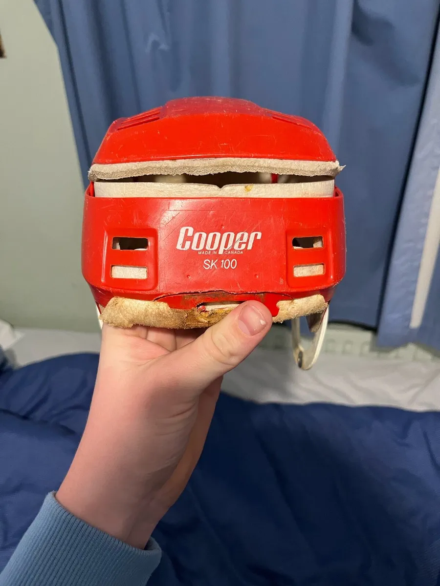 Oldstyle non stitch cooper hurling helmet - Image 1