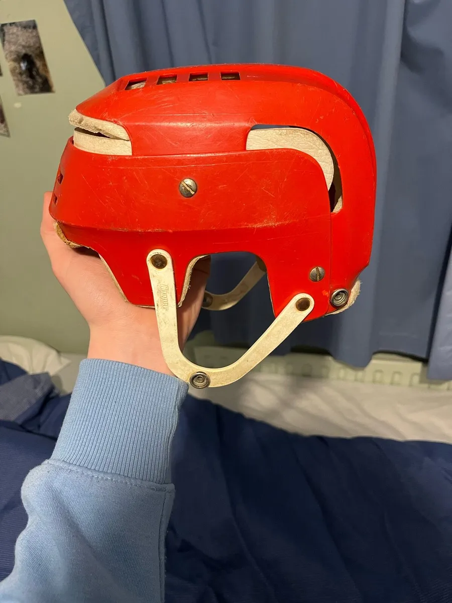 Oldstyle non stitch cooper hurling helmet - Image 3