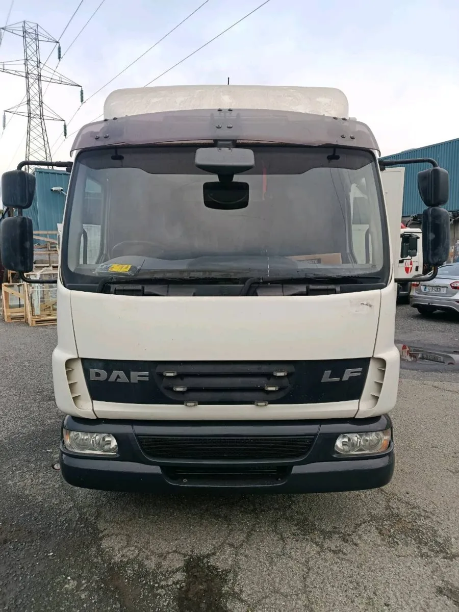 Dad LF Campervan - Image 1