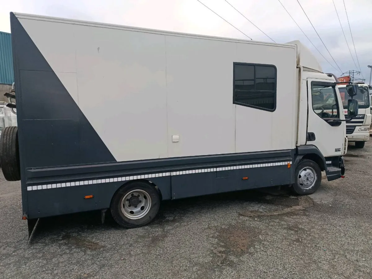 Dad LF Campervan - Image 2