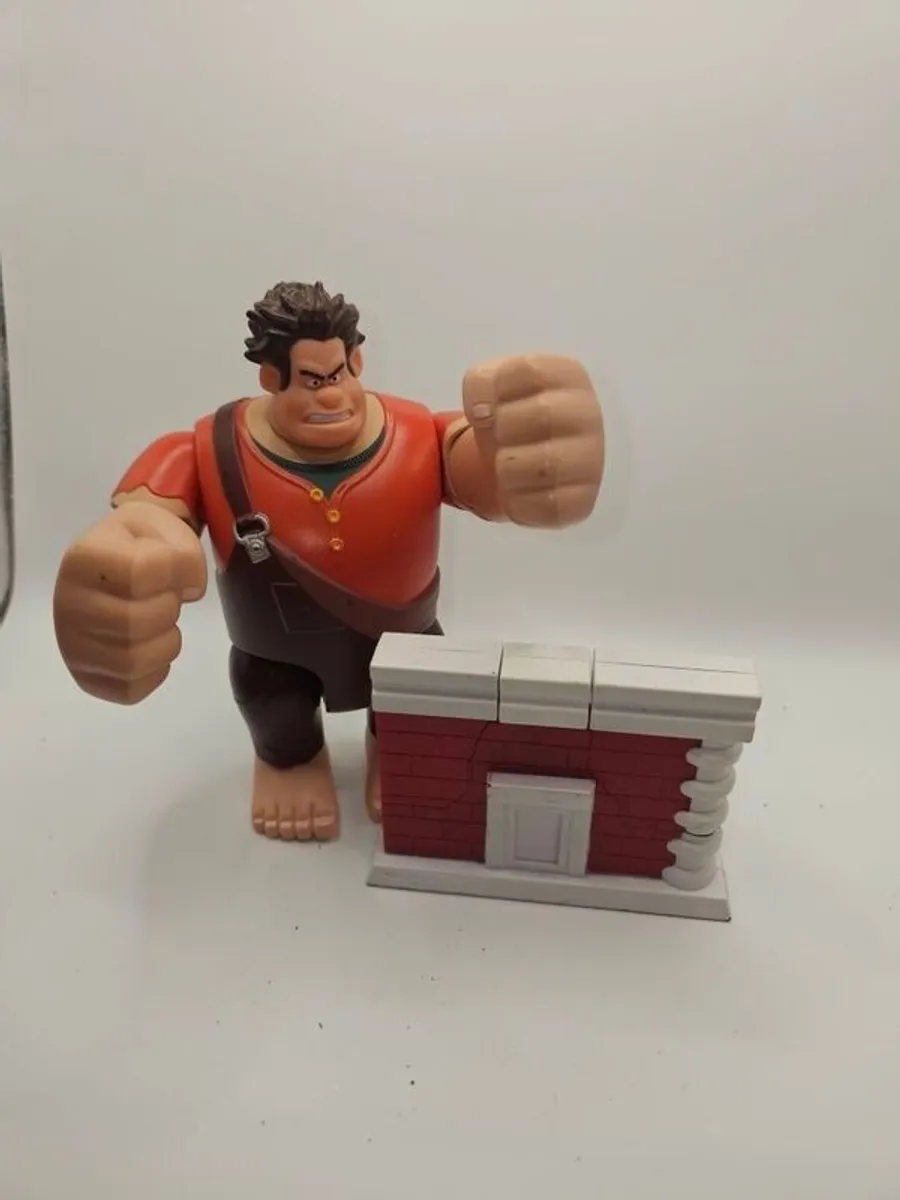 Wall-E BayMax Wreak-it Ralph - Image 4