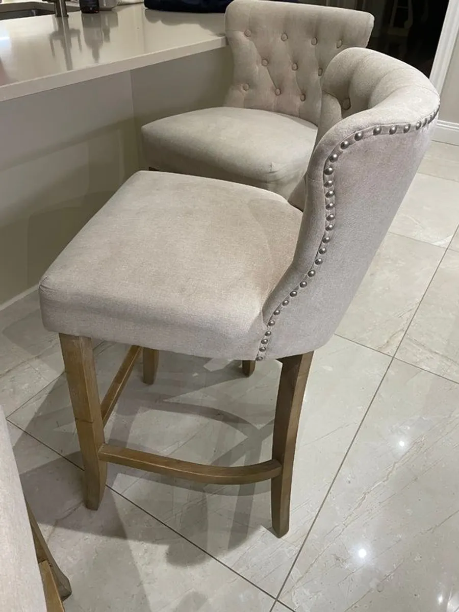 Bar stools - Image 1