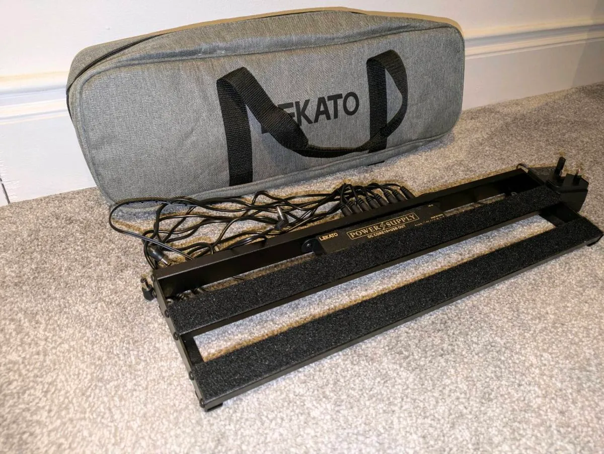 Lekato Powered Pedalboard with Gig Bag (Built-in P - Image 4