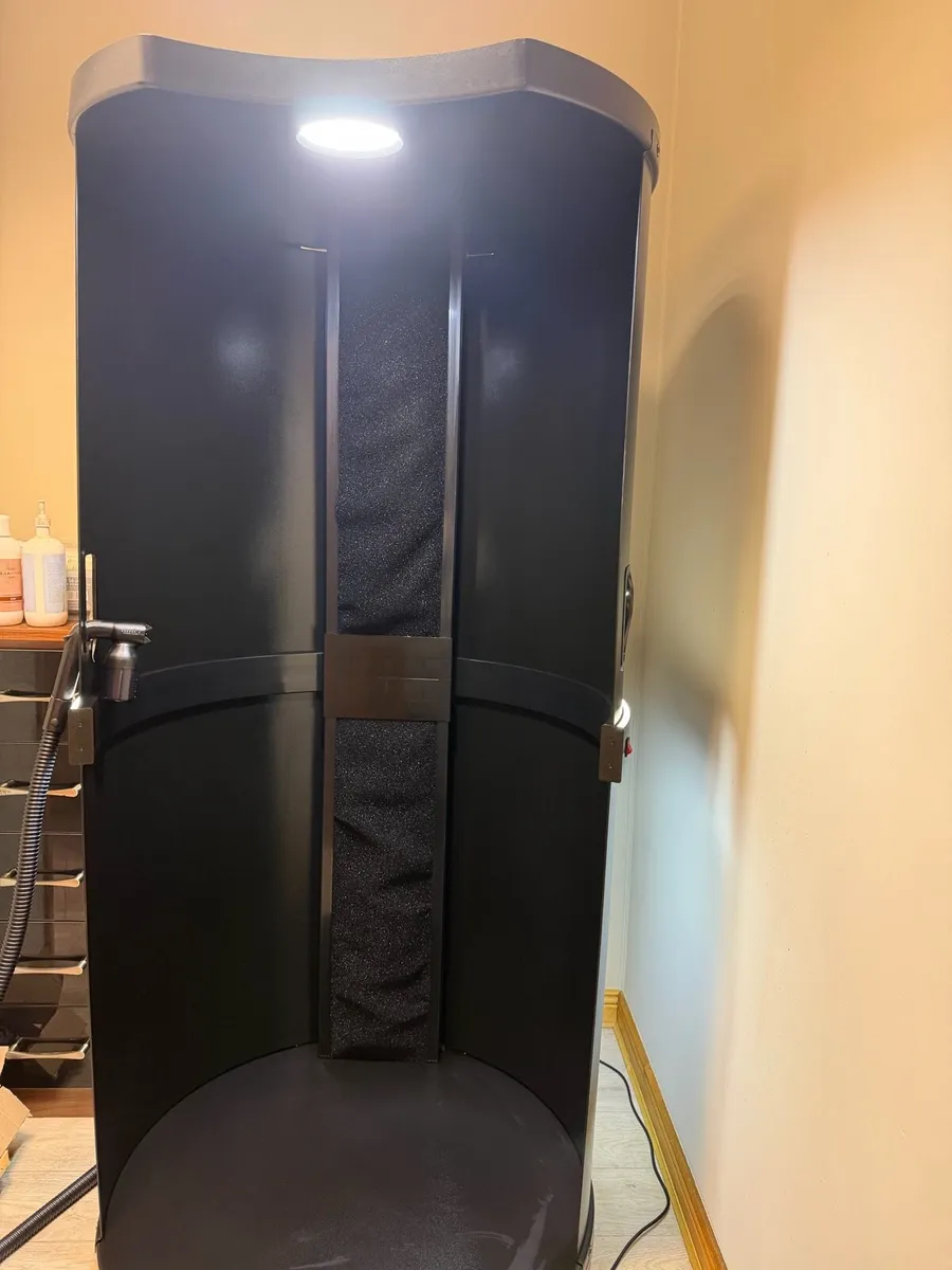 Spray Tanning booth - Image 3