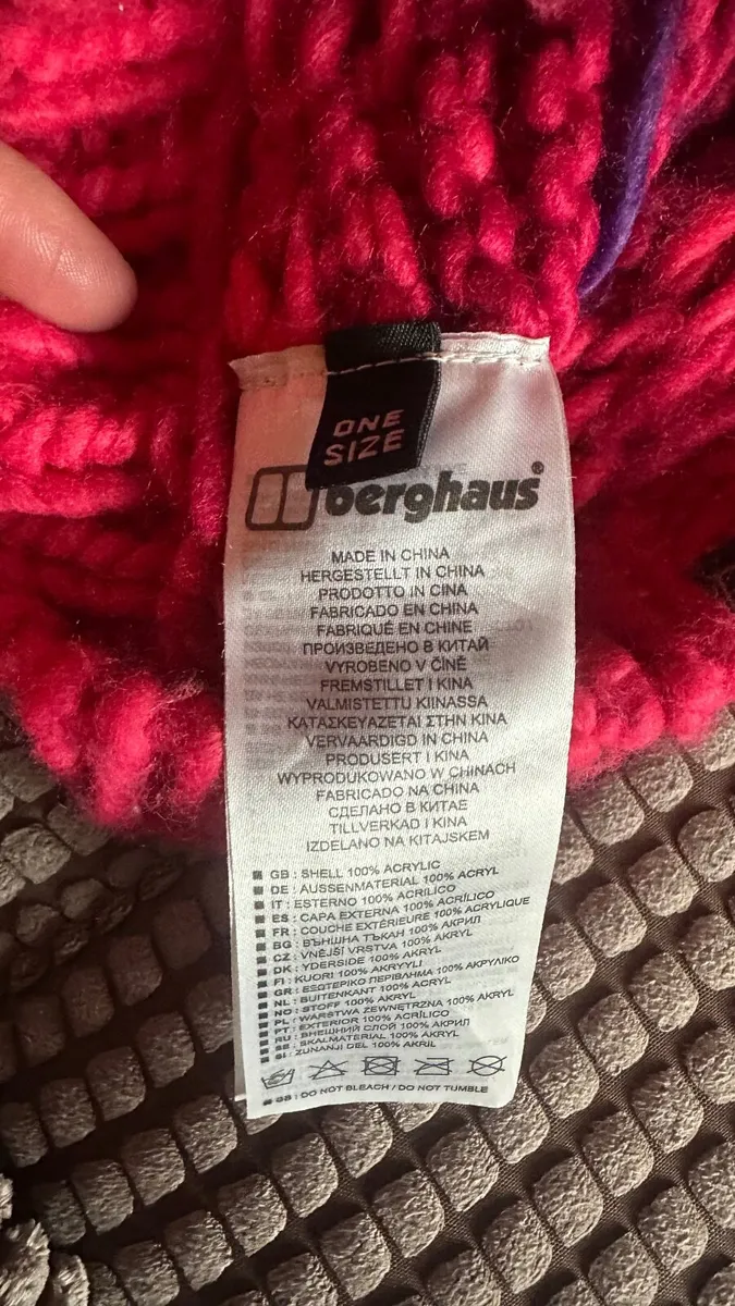 Berghaus hat - Image 3