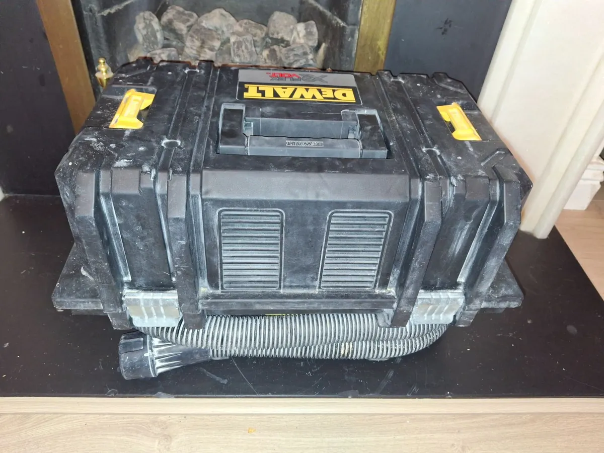 Dewalt flexvolt vacuum - Image 2