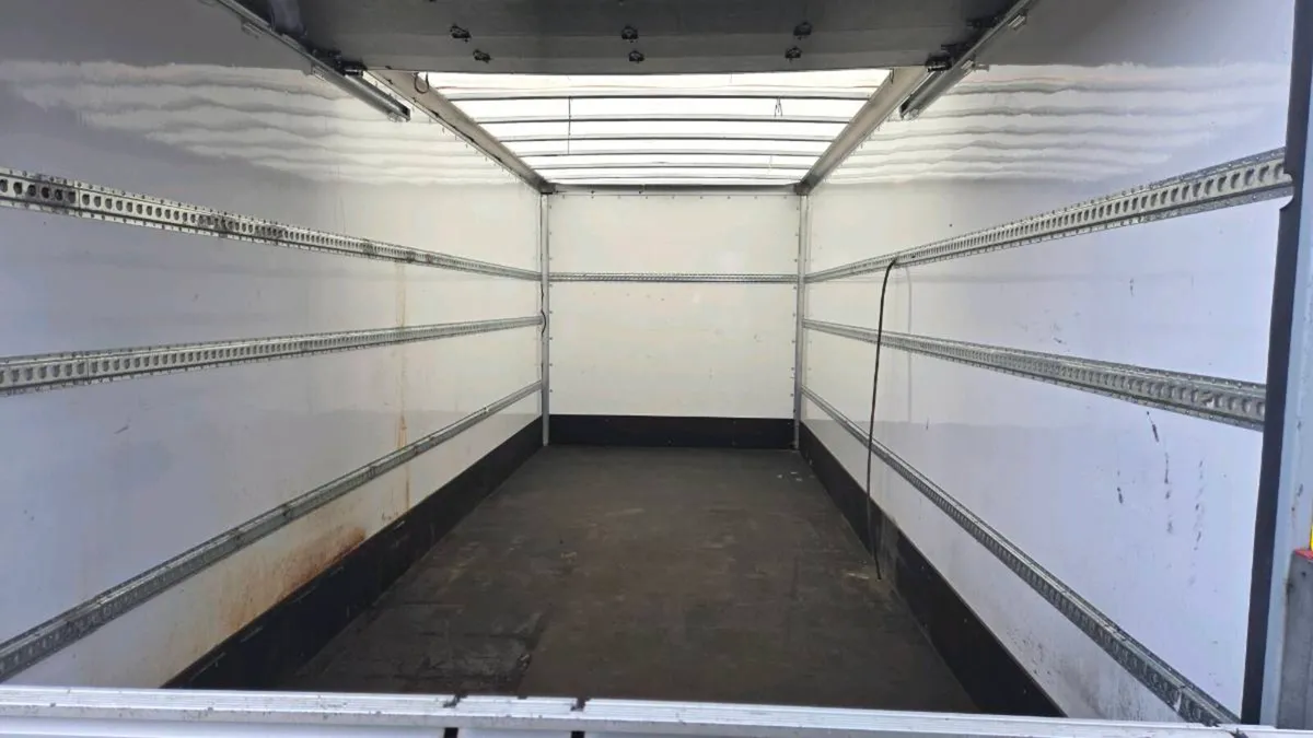 22 foot Box Body - Image 4