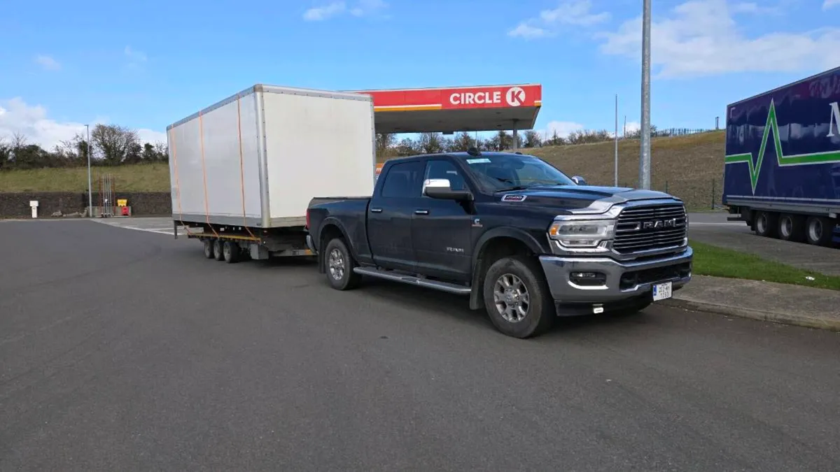 22 foot Box Body - Image 1