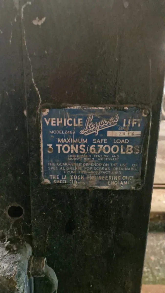 Vintage 4 post laycock ramp - Image 2