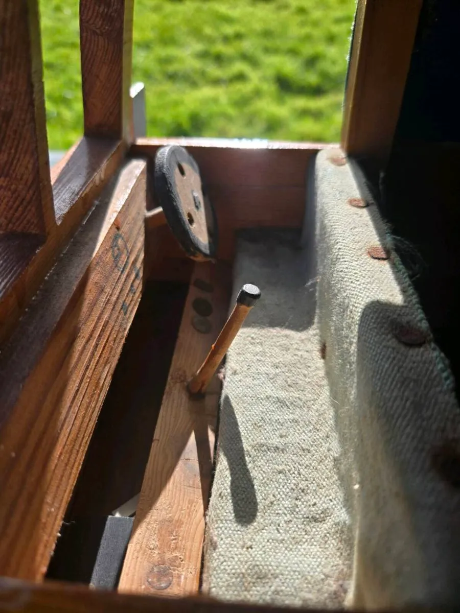 Scratch made detailed replica of jeep - Image 4