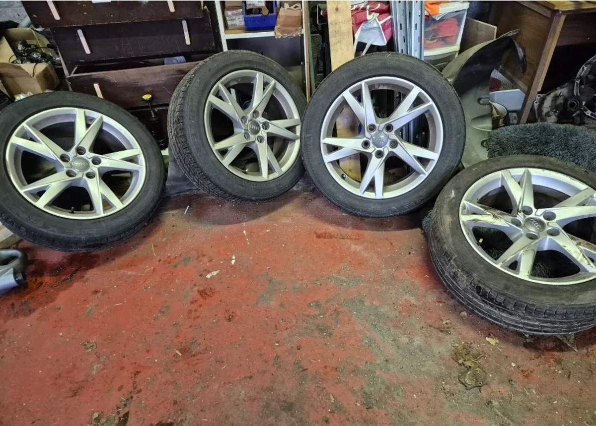 AUDI alloys 17" - Image 1