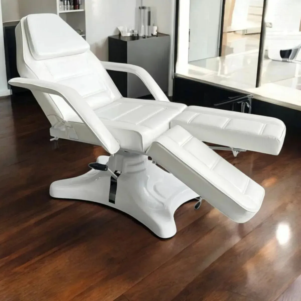 Beauty bed Hydraulic Chair with Articulated Legs - Image 2