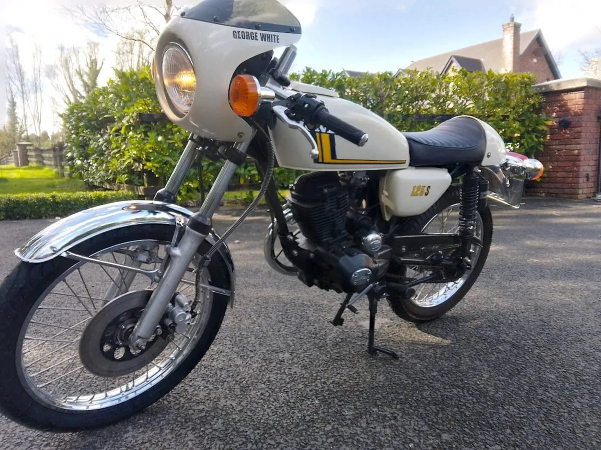 Honda 125s - Image 1