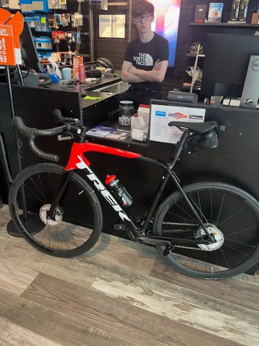 Trek Emonda SL 6 Disc - Never Used - Image 1