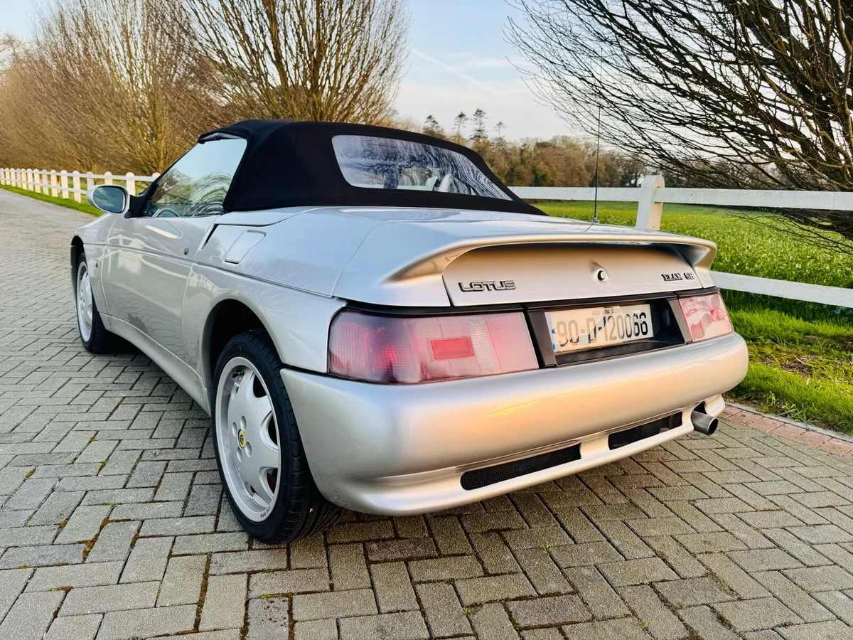 Lotus Elan SE Turbo M100 - Image 3