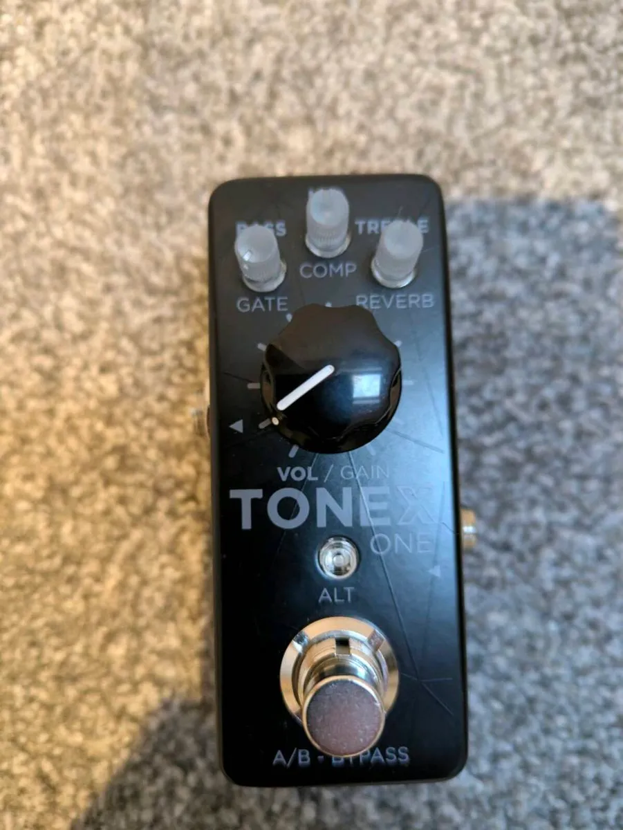 IK Multimedia ToneX One - Amp Modeller & Capture P - Image 3