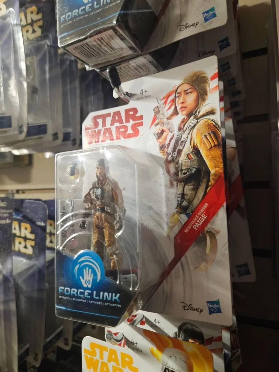 Star Wars Paige Figure