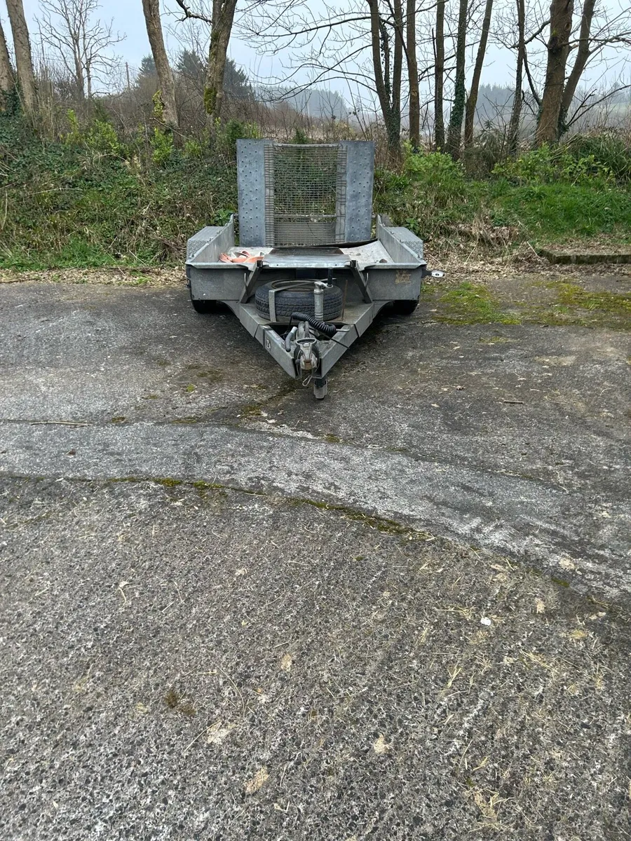 Plant trailer - Image 1