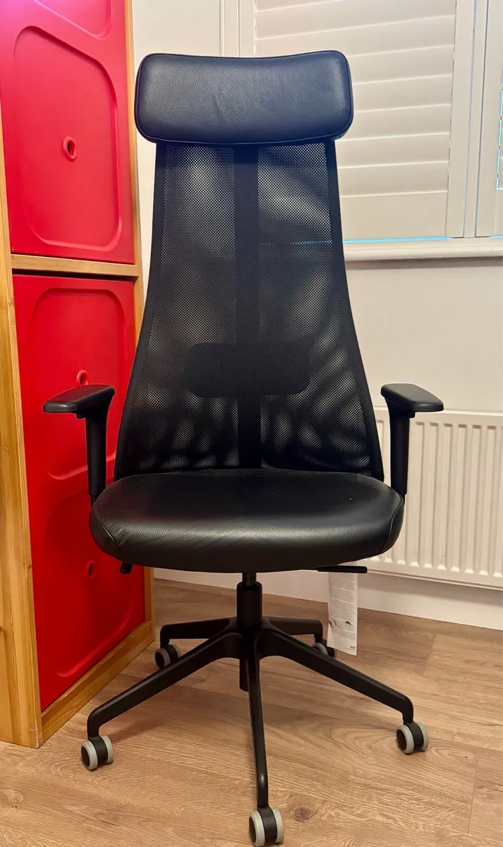 Office / Gaming chair - NEW never used with tags - Image 1