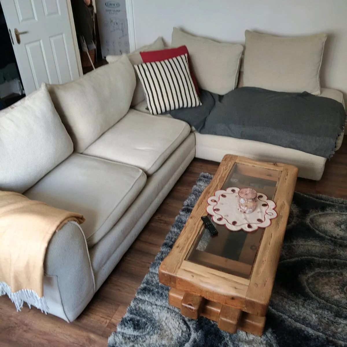 L shaped Sofa - Image 1