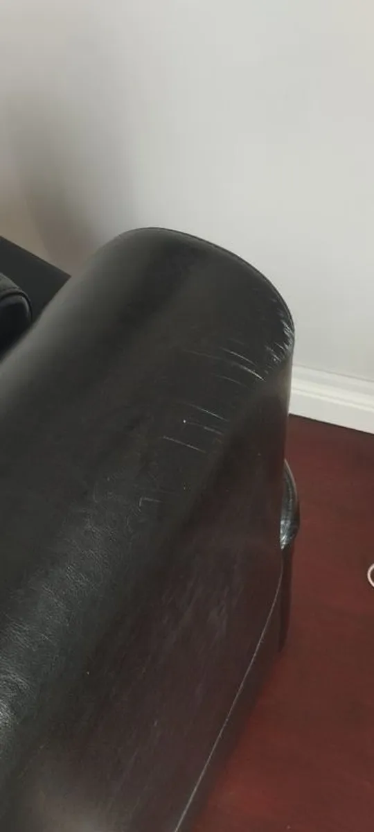 leather sofa - Image 4